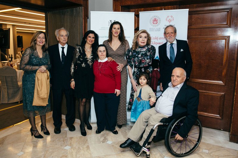 Μπελέν ντε λα Μορένα Κοδέλλα, Ανδρέας Ποταμιάνος, Μαρίζα Οικονόμου, Όλγα Δασουρά, Βούλα Κοζομπόλη, Μαριάννα Β. Βαρδινογιάννη, Διονύσιος Κοδέλλας, Γιώργος Φουντουλάκης με την κόρη του Φαίδρα