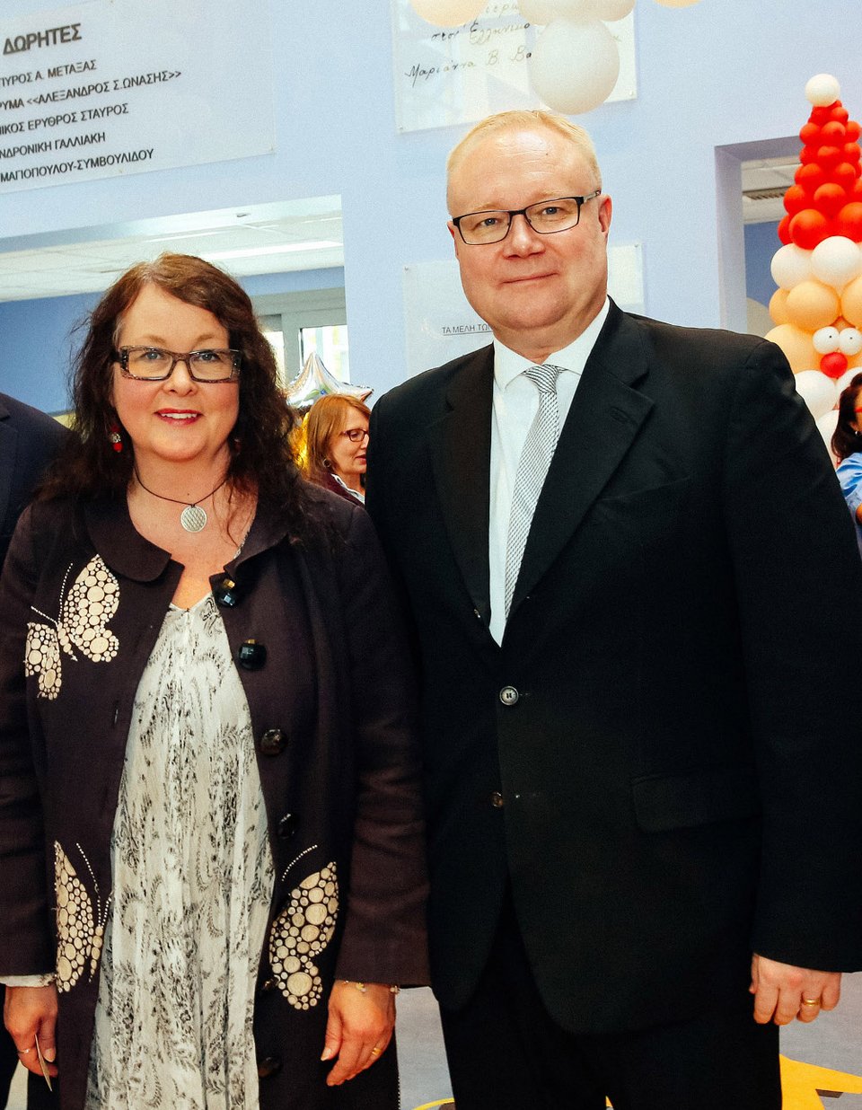 Ο Αγιος Βασίλης από το Ροβανιέμι μοίρασε δώρα και χαμόγελα στην Ογκολογική Μονάδα Παίδων [εικόνες]  | iefimerida.gr 4