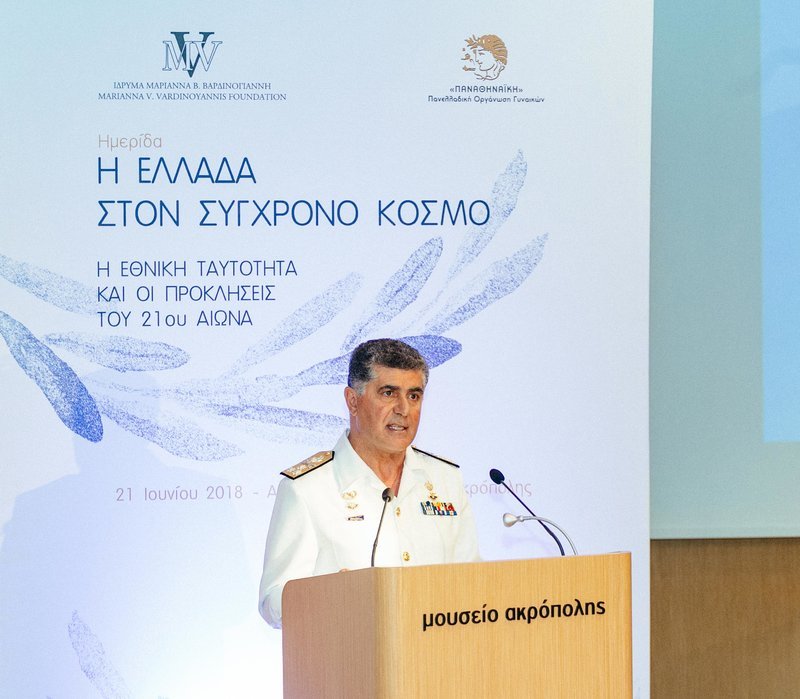Ο Αντιναύαρχος Νικόλαος Τσούνης κατά τη διάρκεια της ομιλίας του
