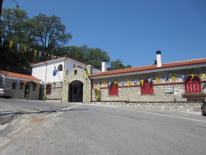 Δεκαπενταύγουστος στα μοναστήρια της Μεγαλόχαρης -Παναγία Τατάρνα, Γαυριώτισσα, Αντίνιτσα, Προυσιώτισσα [εικόνες] | iefimerida.gr 3