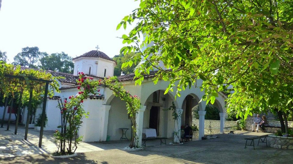 Δεκαπενταύγουστος στα μοναστήρια της Μεγαλόχαρης -Παναγία Τατάρνα, Γαυριώτισσα, Αντίνιτσα, Προυσιώτισσα [εικόνες] | iefimerida.gr 5