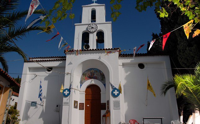 Δεκαπενταύγουστος στα μοναστήρια της Μεγαλόχαρης -Παναγία Τατάρνα, Γαυριώτισσα, Αντίνιτσα, Προυσιώτισσα [εικόνες] | iefimerida.gr 6