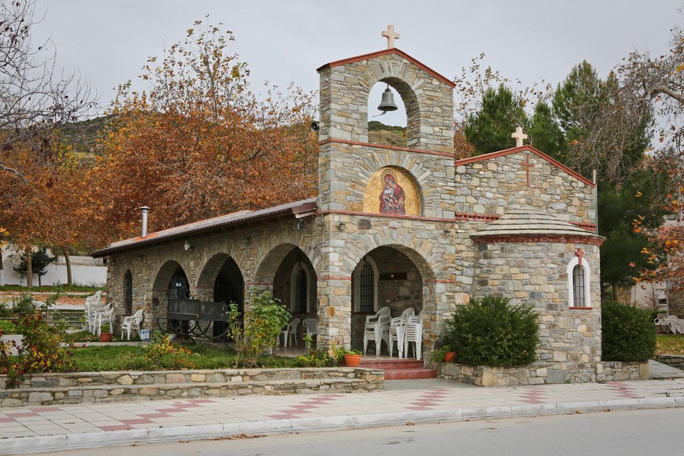 Η Παναγία Φανερωμένη της Νέας Περάμου