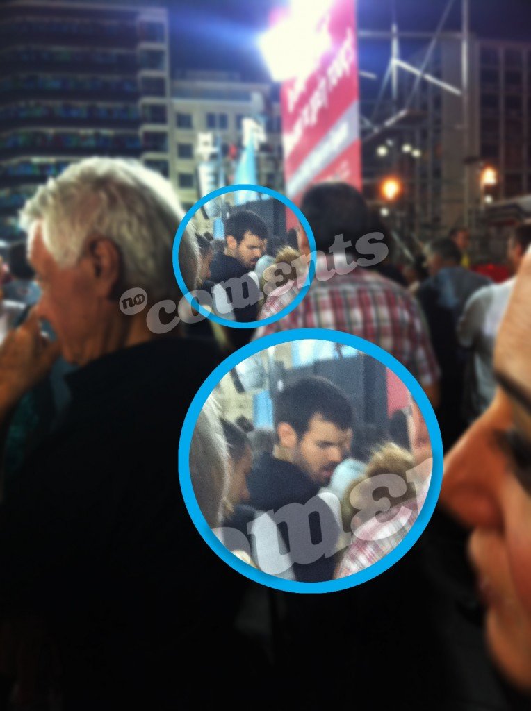 Ο γιος της Γιάννας Αγγελοπούλου, αποθεώνει τον Τσίπρα στην Ομόνοια [εικόνα] | iefimerida.gr 0