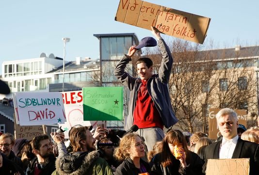 Νέος πρωθυπουργός στην Ισλανδία -Πρόωρες εκλογές μετά το σκάνδαλο των Panama Ρapers | iefimerida.gr 1