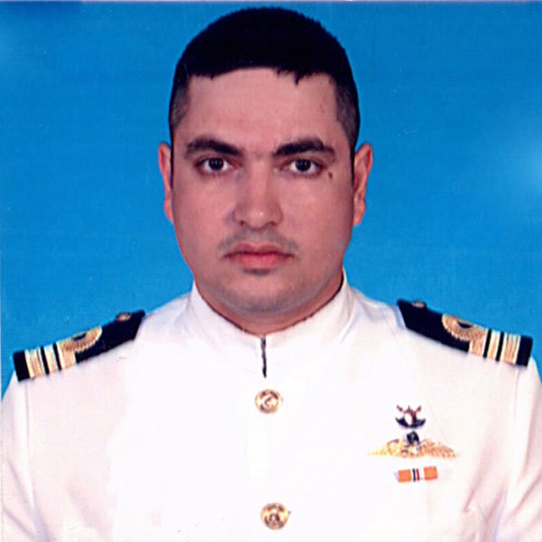 Θρήνος στην κηδεία του Κωνσταντίνου Πανανά στο Ναύπλιο [εικόνες] | iefimerida.gr 5