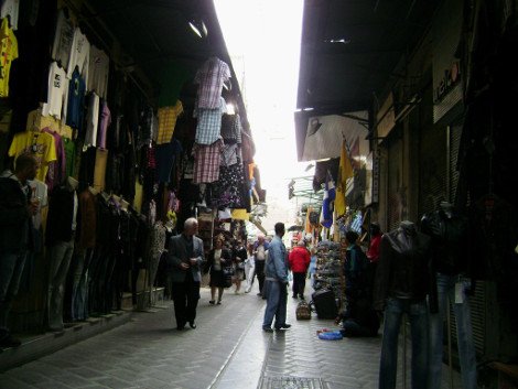 Κάτι συμβαίνει στην Πανδρόσου -Γιατί θα πλημμυρίσει με ταξιδιωτικούς bloggers από 50 χώρες [εικόνες]  | iefimerida.gr 5