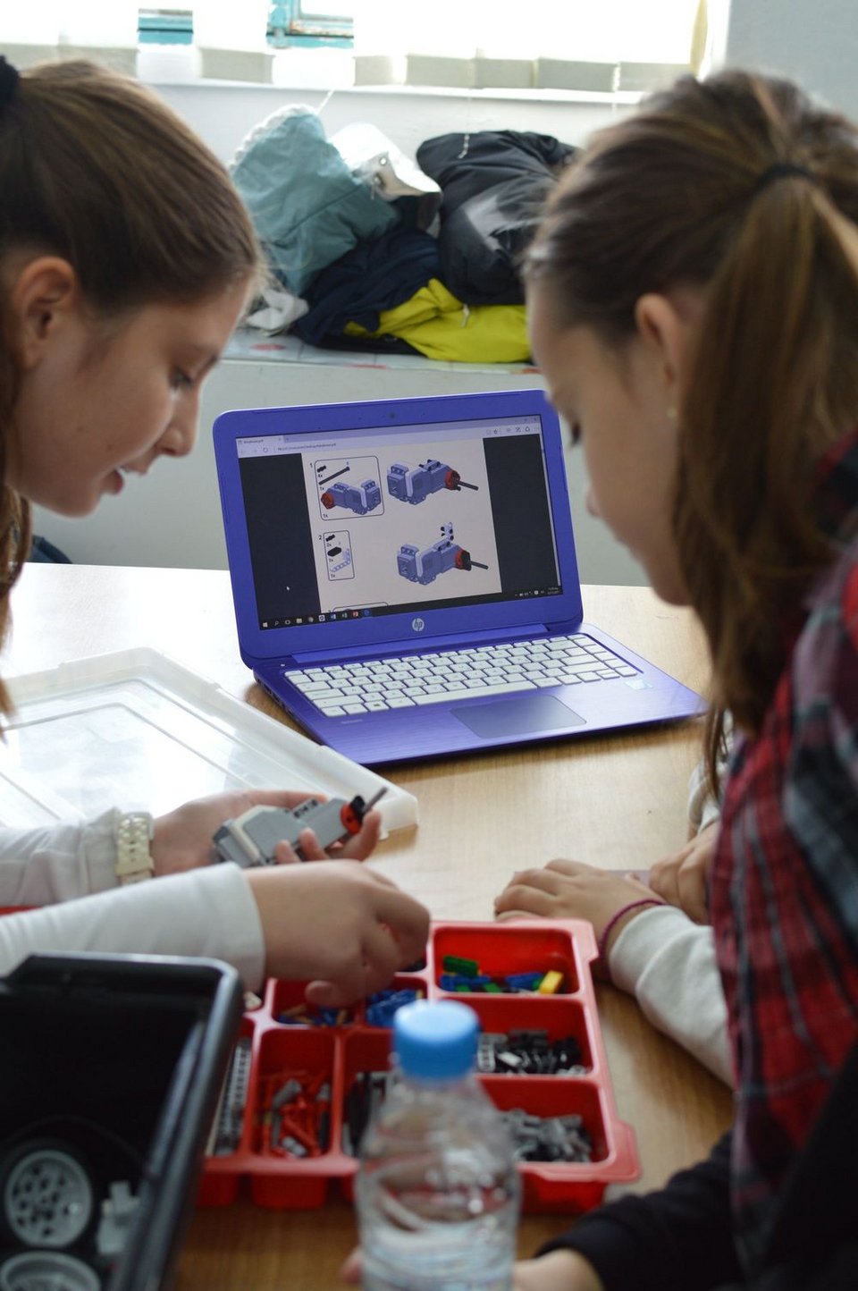 Ένα «Πανεπιστήμιο Παιδιών» στην Καβάλα – Η γνώση γίνεται παιγνίδι και χαμόγελο [εικόνες] | iefimerida.gr 0