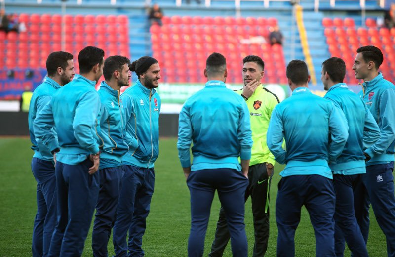 Στην Πλατεία κάθε ματς είναι γιορτή – Παίκτες και οπαδοί του Πανιωνίου σε ένα ακόμη ρεσιτάλ [εικόνες] | iefimerida.gr 9