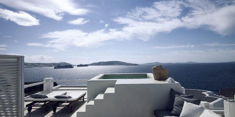 4 νέα ελληνικά ξενοδοχεία στη λίστα του TripAdvisor με τα καλύτερα στον κόσμο -Ανάμεσά τους ένα hip καταφύγιο στη Μύκονο [εικόνες] | iefimerida.gr 7