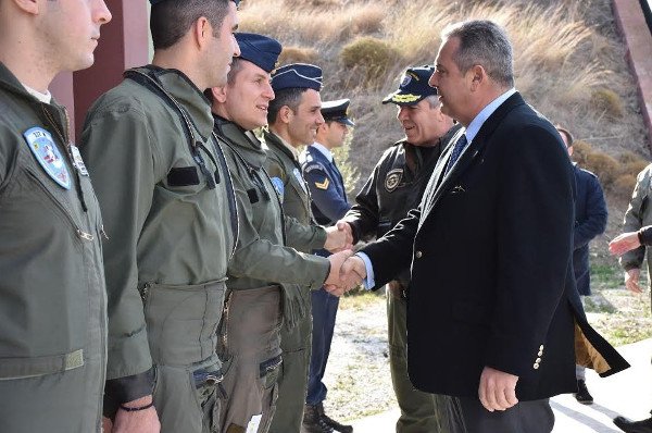 Σκύρος: Ο Καμμένος σταυρώνει τους πιλότους που απογειώνονται για αναγνώριση τουρκικών μαχητικών! [εικόνες]  | iefimerida.gr 0