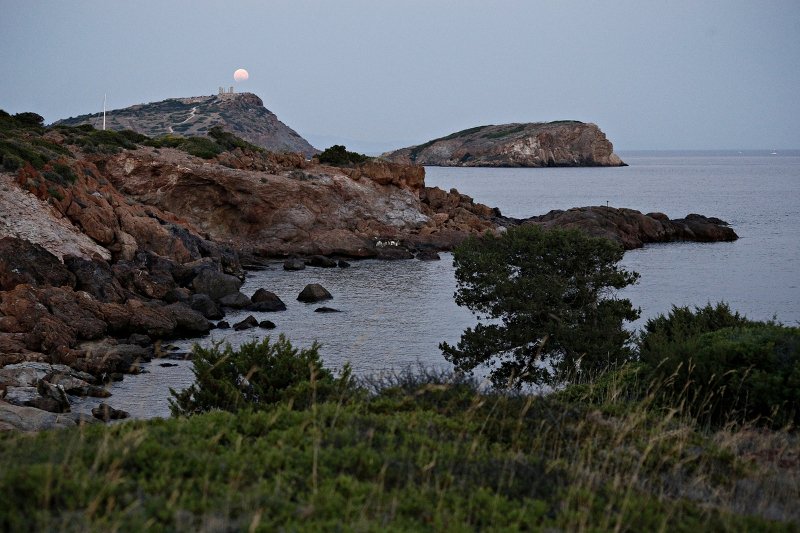 Μαγεία: Η αυγουστιάτικη πανσέληνος πάνω από την Ελλάδα -Και μερική έκλειψη [εικόνες] | iefimerida.gr 13