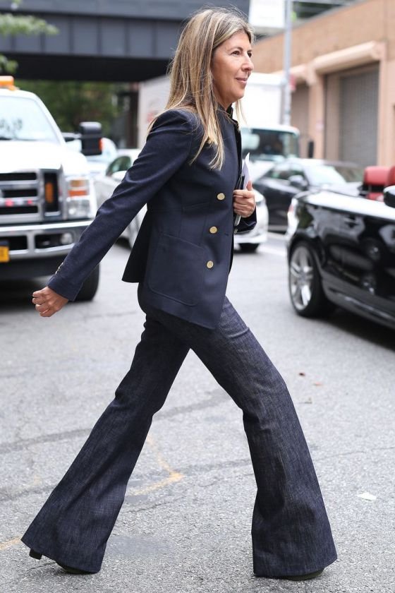 Τέλος τα skinny και τα σκισμένα- Ψηλόμεσες 70's παντελόνες, η νέα «καυτή» τάση [εικόνες] | iefimerida.gr 7