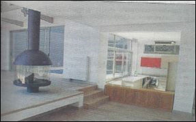 Πωλείται η πολυτελής μεζονέτα του Παντελή Παντελίδη στη Βούλα [εικόνες] | iefimerida.gr 2