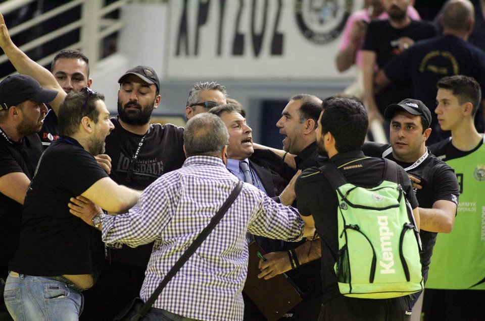 Πρωταθλητής ο ΠΑΟΚ μετά από τρεις παρατάσεις στο χάντμπολ [εικόνες] | iefimerida.gr 1