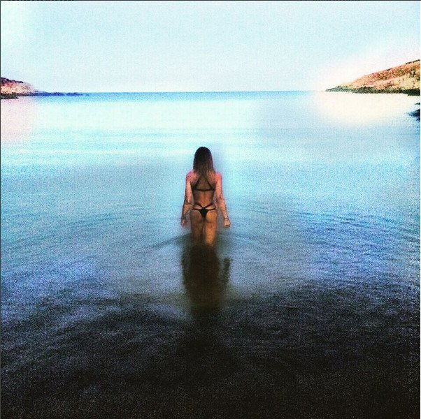 Πάολα-φωτιά: Με μαγιό που δεν αφήνει τίποτα στη φαντασία [εικόνα] | iefimerida.gr 0