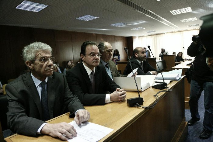 Ξεκίνησε η δίκη Παπακωνσταντίνου στο Ειδικό Δικαστήριο: «Είμαι αθώος» δήλωσε ο πρώην υπουργός [εικόνες] | iefimerida.gr 0