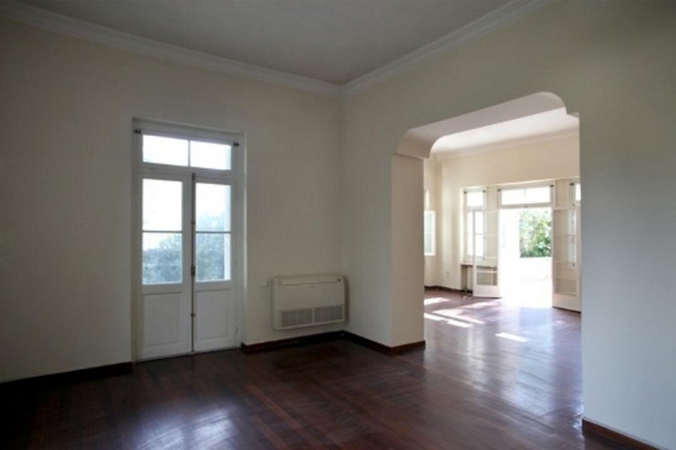 Ο Γιώργος Παπανδρέου πουλάει το σπίτι της γιαγιάς του για 1,8 εκατ. ευρώ -Τέλος εποχής για τη βίλα Μινέικο όπου γράφτηκε ιστορία [εικόνες] | iefimerida.gr 1