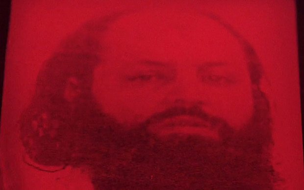 Ποιος είναι ο «Αγιος Βασίλης» ο χοντρός τζιχαντιστής πίσω από τις τρομοκρατικές επιθέσεις σε Βρυξέλλες και Παρίσι | iefimerida.gr 1