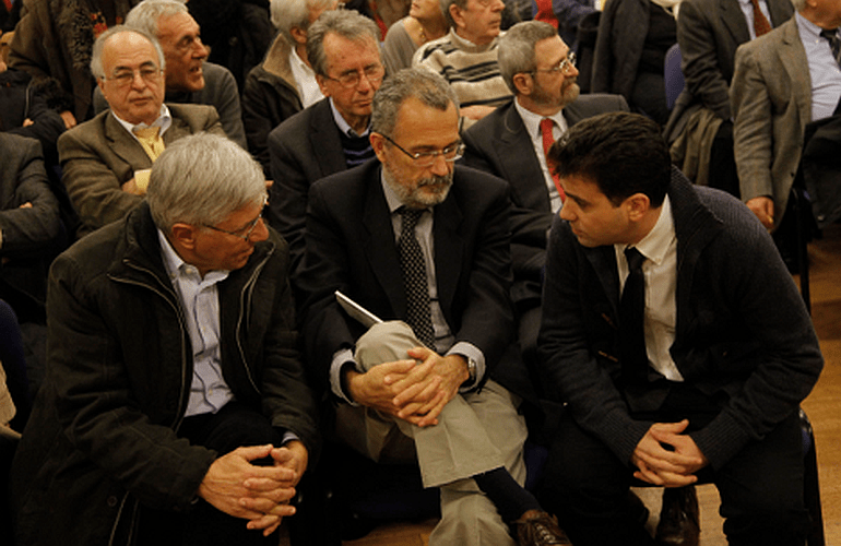 Ανδρέας Παπαδόπουλος εναντίον Τσίπρα: Τάζει κι αυτός ότι «λεφτά υπάρχουν» [εικόνες] | iefimerida.gr 6