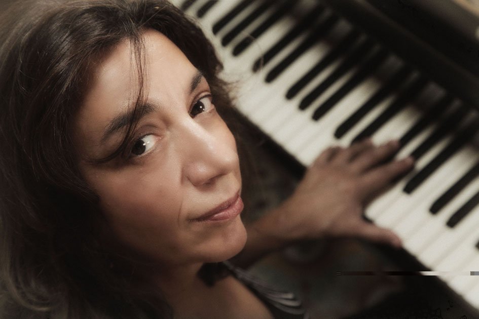 Σήμερα στη Γερμανική εκκλησία, Μπαχ, από την πιανίστα Αλεξάνδρα Παπαστεφάνου [εικόνες] | iefimerida.gr 2