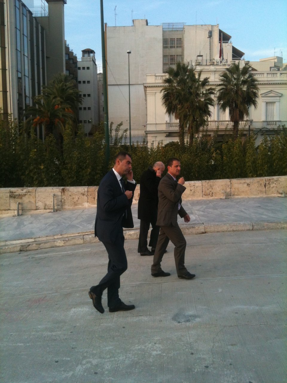 Βγήκε απο τη Βουλή και πήγε για...γυμναστικη(;)  [εικόνες] | iefimerida.gr 0