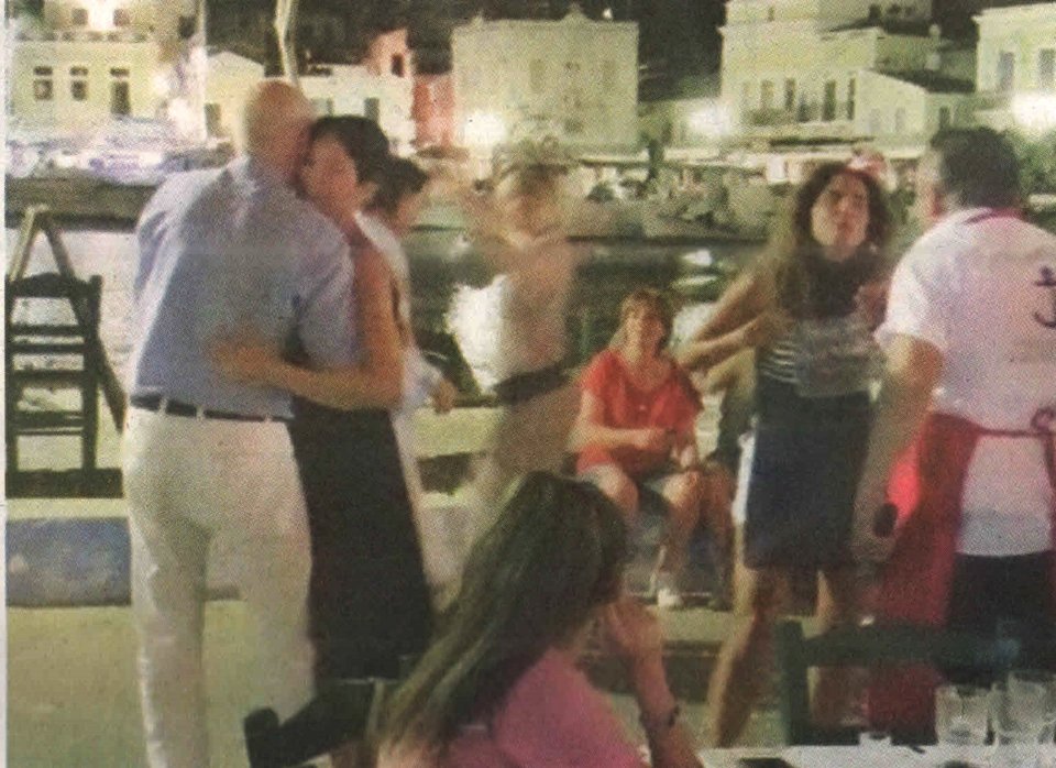 Το ερωτικό βαλς του πρώην πρωθυπουργού με την αγαπημένη του