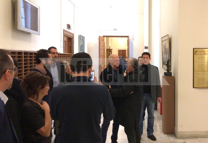 Ο Παπανδρέου επιστρέφει στο ΠΑΣΟΚ -Συναντήθηκε με τη Φώφη Γεννηματά [εικόνες] | iefimerida.gr 5