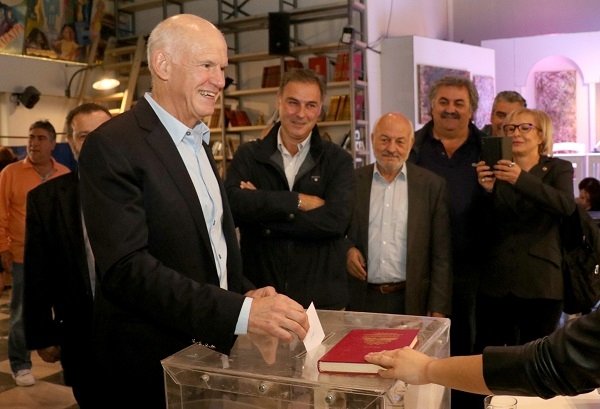 Κεντροαριστερά: Στο Ηράκλειο ψήφισε ο Γιώργος Παπανδρέου [εικόνες] | iefimerida.gr 0