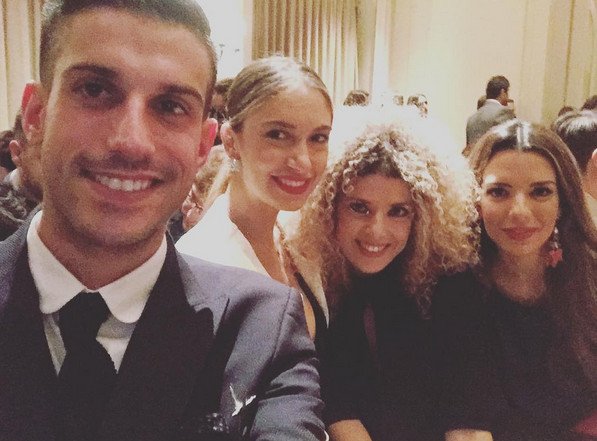 Το εγχώριο Χόλιγουντ στο fashion show του Δημήτρη Πέτρου [εικόνες] | iefimerida.gr 5