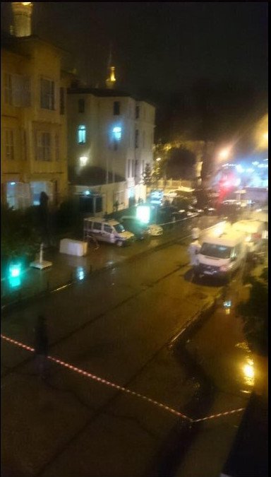 Γυναίκα έκανε επίθεση αυτοκτονίας στην Κωνσταντινούπολη -Ενας νεκρός [εικόνες & βίντεο] | iefimerida.gr 2