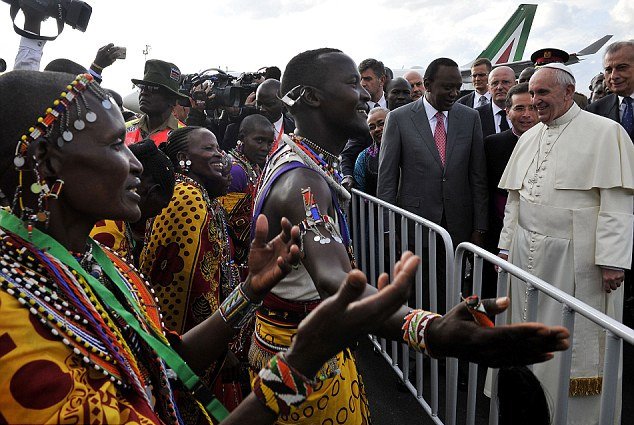 Πάπας Φραγκίσκος: Περισσότερο φοβάμαι τα κουνούπια παρά τους τρομοκράτες στην Αφρική [εικόνες] | iefimerida.gr 0