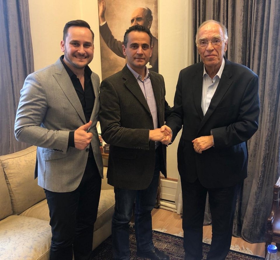 Ηθοποιός από το «Καφέ της Χαράς» θα είναι υποψήφιος του Β. Λεβέντη στην Αιτωλοακαρνανία | iefimerida.gr 0