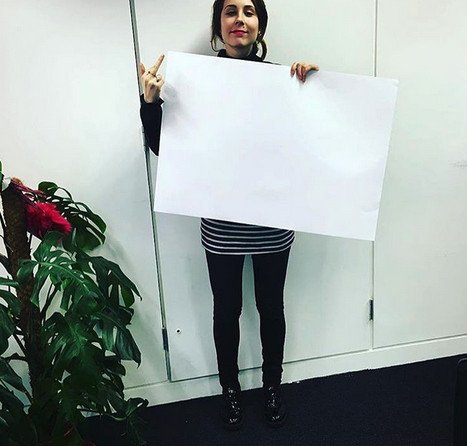 Η νέα εμμονή των γυναικών που ξεπερνά κάθε λογική- Πώς ένα χαρτί Α4 καθορίζει αν είσαι αδύνατη [εικόνες] | iefimerida.gr 9