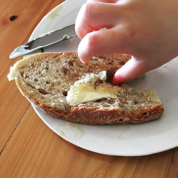 Η Κατερίνα Παπουτσάκη όπως ξυπνάει -Αβαφη και χαμογελαστή [εικόνες] | iefimerida.gr 1