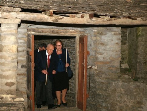 Πού έκαναν Ανάσταση οι πολιτικοί αρχηγοί [εικόνες] | iefimerida.gr 0