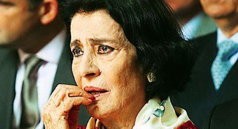 Ανησυχία προκαλεί η υγεία της θρυλικής, διεθνούς ιέρειας της τέχνης, Ειρήνης Παπά [εικόνες] | iefimerida.gr 3