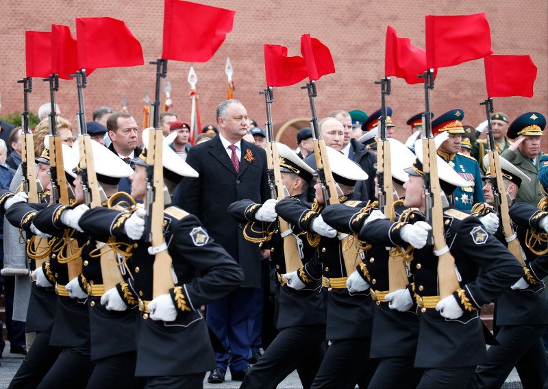 Οι καλλονές στρατιωτίνες του Πούτιν -Εντυπωσίασαν στην παρέλαση [εικόνες] | iefimerida.gr 5
