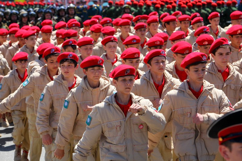 Οι καλλονές στρατιωτίνες του Πούτιν -Εντυπωσίασαν στην παρέλαση [εικόνες] | iefimerida.gr 14