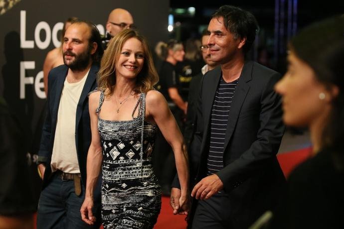 Ξαναπαντρεύτηκε η Βανέσα Παραντί -Παρελθόν ο Τζόνι Ντεπ [εικόνες] | iefimerida.gr 1