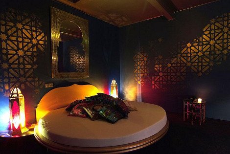 Γιατί το BBC θεωρεί τη Γερμανία τον μεγαλύτερο οίκο ανοχής της Ευρώπης: Βουτιά στον «Παράδεισο» του πληρωμένου έρωτα [εικόνες] | iefimerida.gr 1