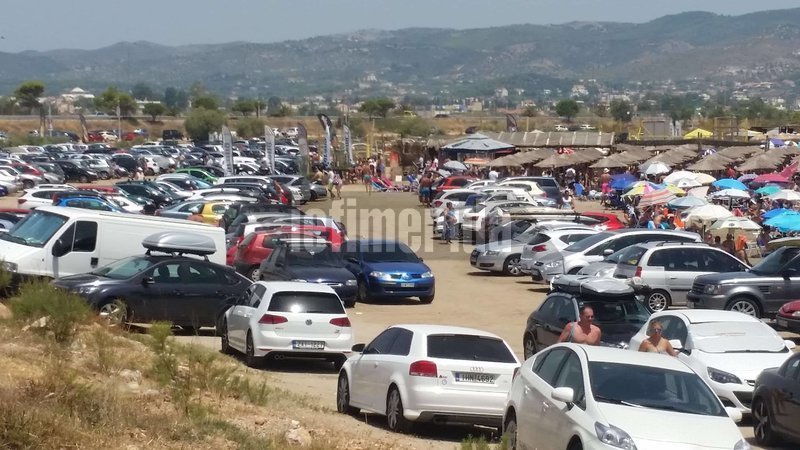 Αδειασε η Αθήνα, γέμισαν οι παραλίες -Για μια «ανάσα» από τον καύσωνα [εικόνες] | iefimerida.gr 5