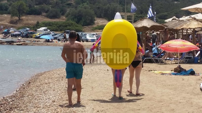 Αδειασε η Αθήνα, γέμισαν οι παραλίες -Για μια «ανάσα» από τον καύσωνα [εικόνες] | iefimerida.gr 0