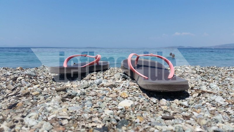 Το αδιαχώρητο στις παραλίες της Αττικής -Εσπευσαν για βουτιές οι Αθηναίοι [εικόνες] | iefimerida.gr 2