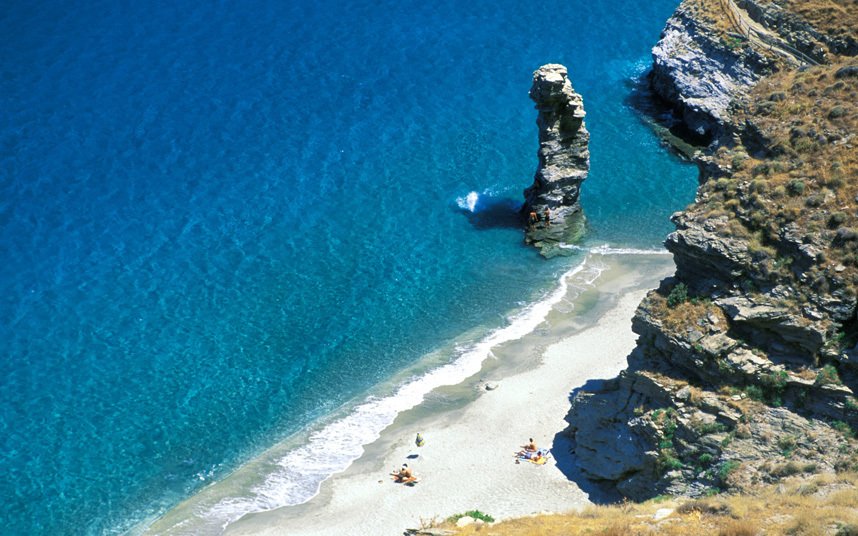 H Telegraph δεν ξεχνά τις ελληνικές παραλίες ούτε το χειμώνα -Αυτές τις 17 αγαπά [εικόνες] | iefimerida.gr 10