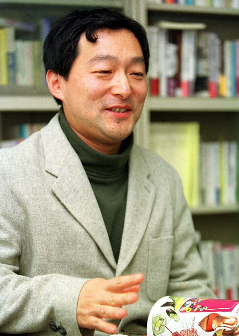 Ιαπωνία: Περισσότεροι από 4 εκατομμύρια μεσήλικες είναι άγαμοι και ζουν με τους ηλικιωμένους γονείς τους | iefimerida.gr 0