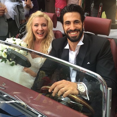 Παντρεύτηκε ο πρώην συνεργάτης της Ελένης Μενεγάκη που διέπρεψε στο J2US, Γιώργος Παράσχος [εικόνες] | iefimerida.gr 0