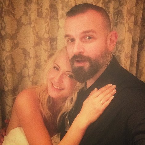 Παντρεύτηκε ο πρώην συνεργάτης της Ελένης Μενεγάκη που διέπρεψε στο J2US, Γιώργος Παράσχος [εικόνες] | iefimerida.gr 1