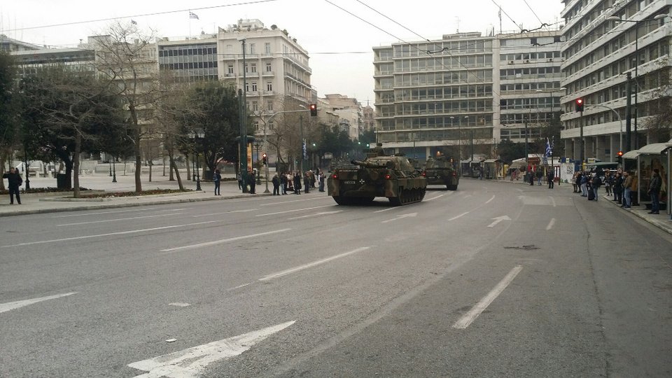 Στρατιωτική παρέλαση, γλέντια και χοροί στο Σύνταγμα στον εορτασμό της 25ης Μαρτίου -Ποιοι δρόμοι θα κλείσουν [εικόνες] | iefimerida.gr 2