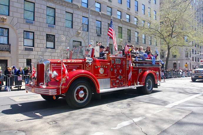 Δείτε τη μεγαλειώδη παρέλαση Ελλήνων στη Νέα Υόρκη -Ποιοι συμμετείχαν [εικόνες] | iefimerida.gr 1